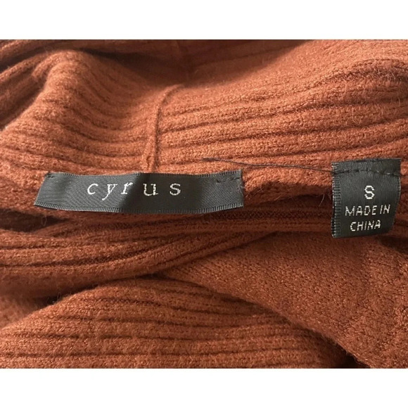 Cyrus Turtleneck Straight Hem Long Sleeves Pullover Sweater Size Small (750) - Picture 3 of 5